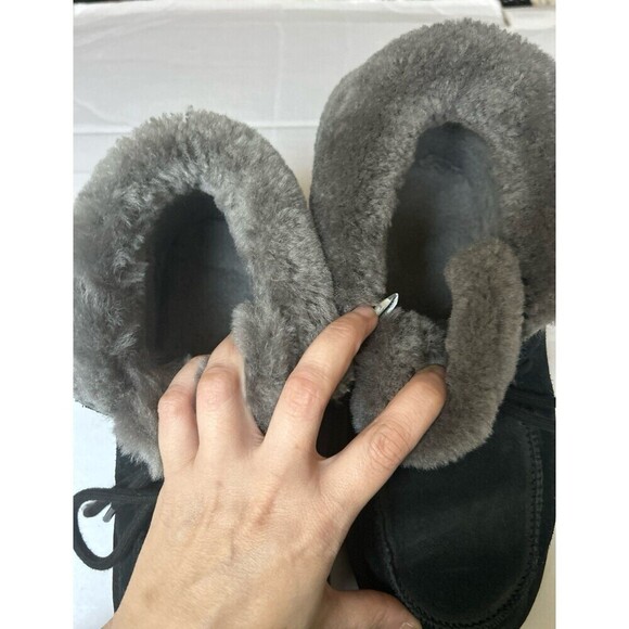 UGG Diara Black Suede Lace-Up Boots size 8 - Picture 11 of 11